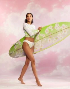 CYNTHIA ROWLEY Custom Short Surfboard - Cheery Blossom -Cynthia Rowley Shop 33 e6277fd5 8964 4930 bd54 e9051fd1188f