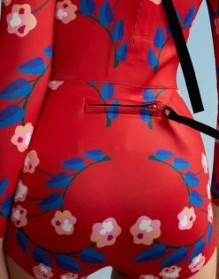 CYNTHIA ROWLEY Vine Floral Wetsuit 12 CYNTHIA ROWLEY Vine Floral Wetsuit -Cynthia Rowley Shop redwestuit5