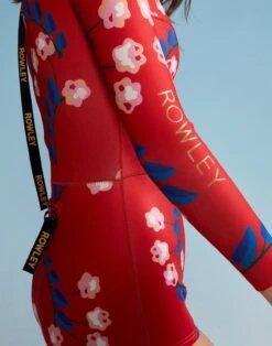 CYNTHIA ROWLEY Vine Floral Wetsuit 13 CYNTHIA ROWLEY Vine Floral Wetsuit -Cynthia Rowley Shop wetsuit5
